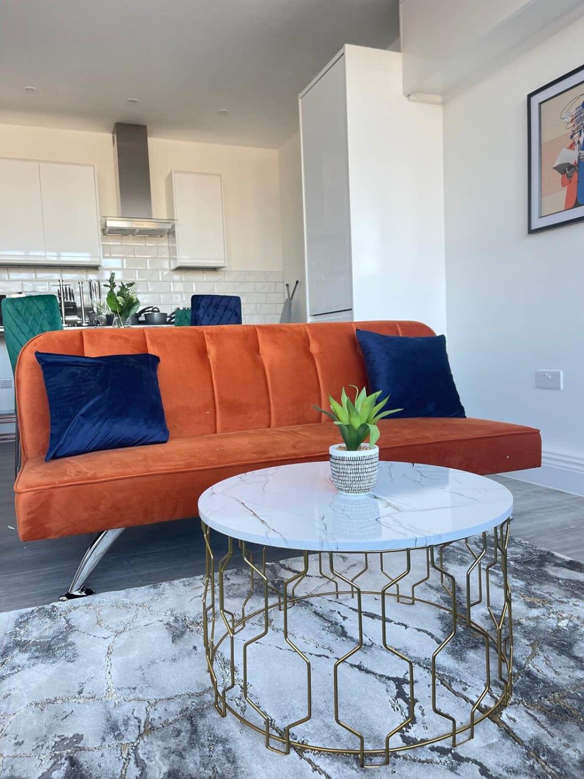 1 Bedroom Apartment - Flitwick - Contractor Friendly - Tourist Ready - Full Kitchen - Wifi - Smart Tv - Sofa Bed - Free Parking - Ideal For Short Or Long Stays Exterior photo
